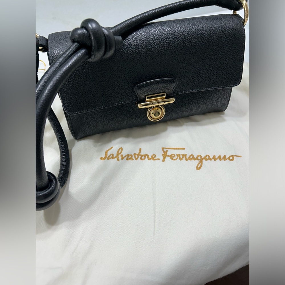 Salvatore Ferragamo Glam Shoulder Bag - Picture 3 of 14